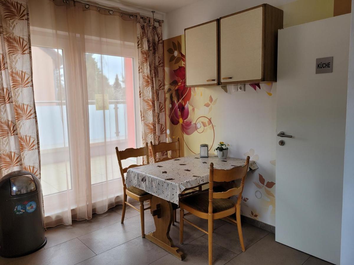 Seelze-Letter Monteurzimmer / Apartment / Messezimmer Экстерьер фото