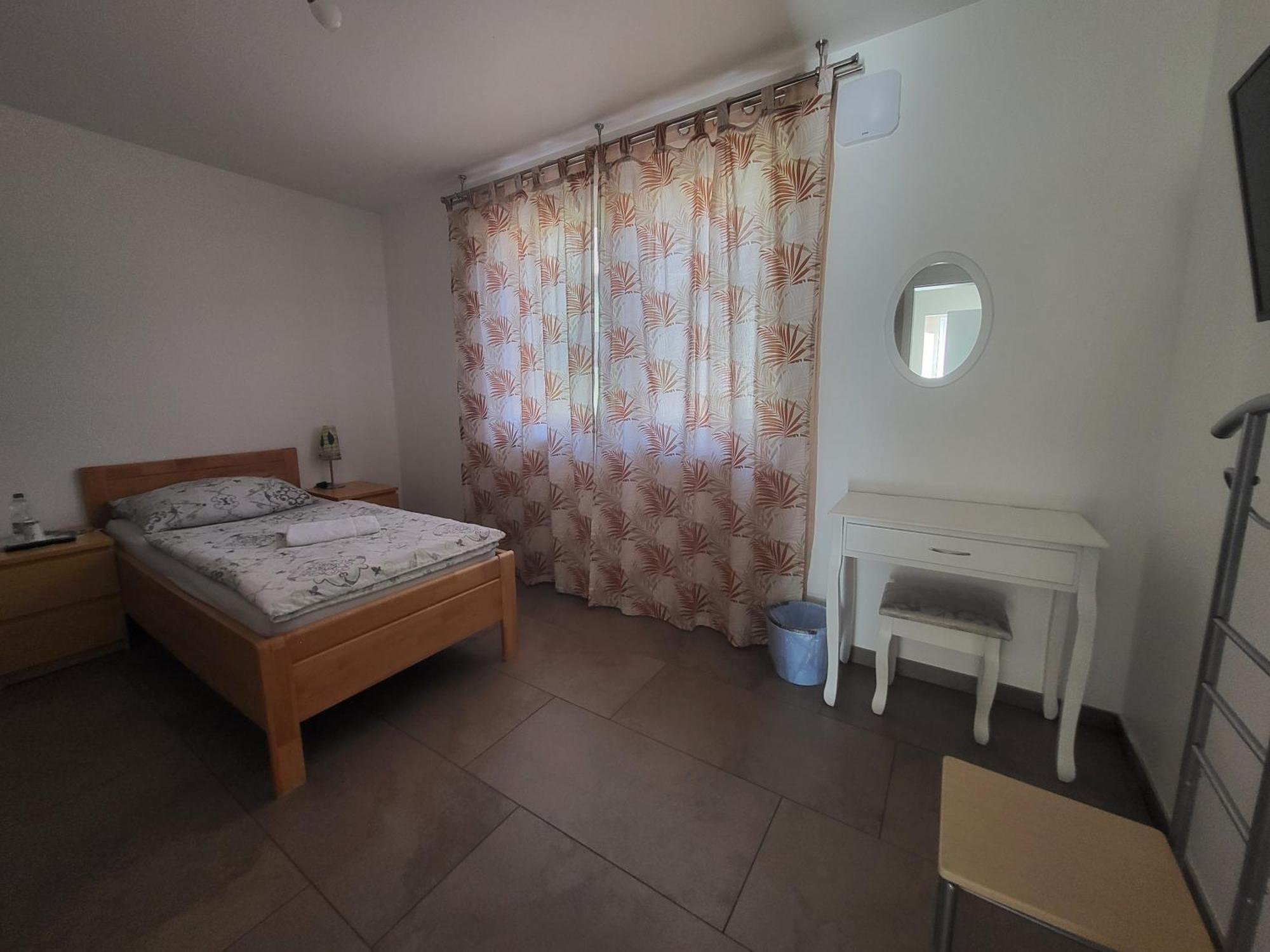 Seelze-Letter Monteurzimmer / Apartment / Messezimmer Номер фото