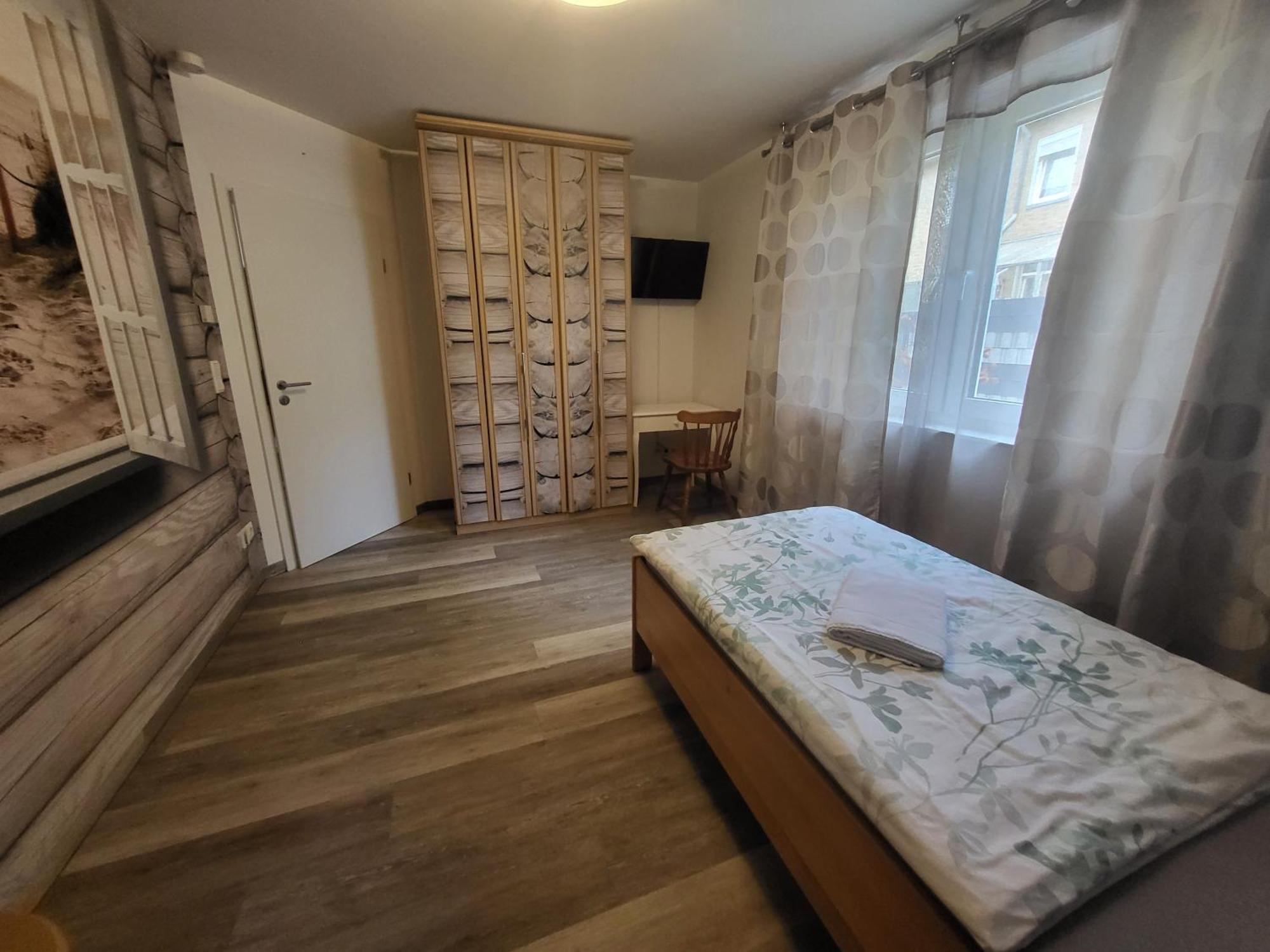 Seelze-Letter Monteurzimmer / Apartment / Messezimmer Экстерьер фото