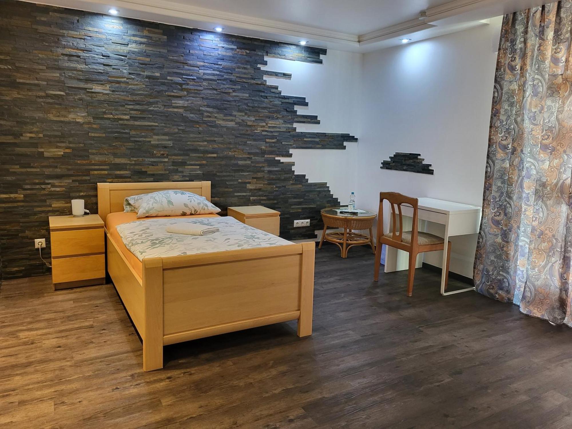 Seelze-Letter Monteurzimmer / Apartment / Messezimmer Экстерьер фото